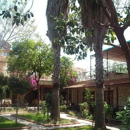 מלון Poseidon 2*